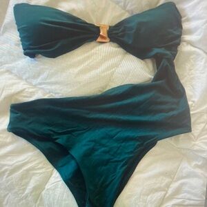 Green One-Shoulder Swimsuit with Gold Accent